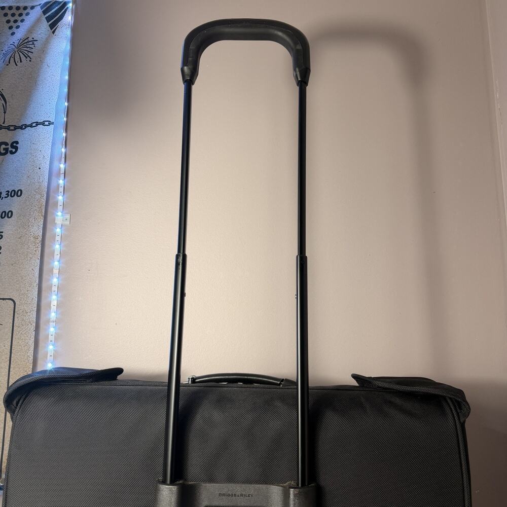 BRIGGS & RILEY ‘Baseline’ Black Nylon Deluxe 2-Wheeled Garment Bag - Picture 4 of 11